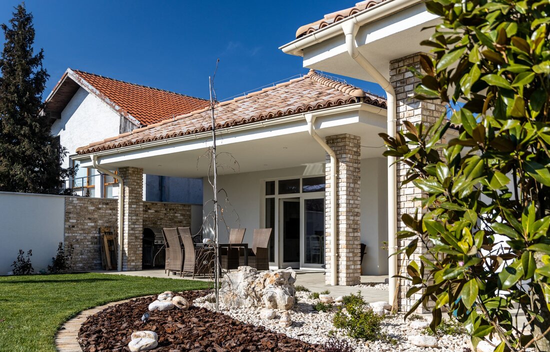 Tehlový obklad Vuurwit v exteriéri rodinného domu od Rustique.sk